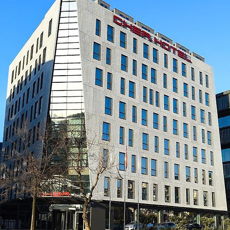 Cher Hotel & Spa Taksim 伊斯坦布尔 外观 照片 The headquarters of the company in Frankfurt