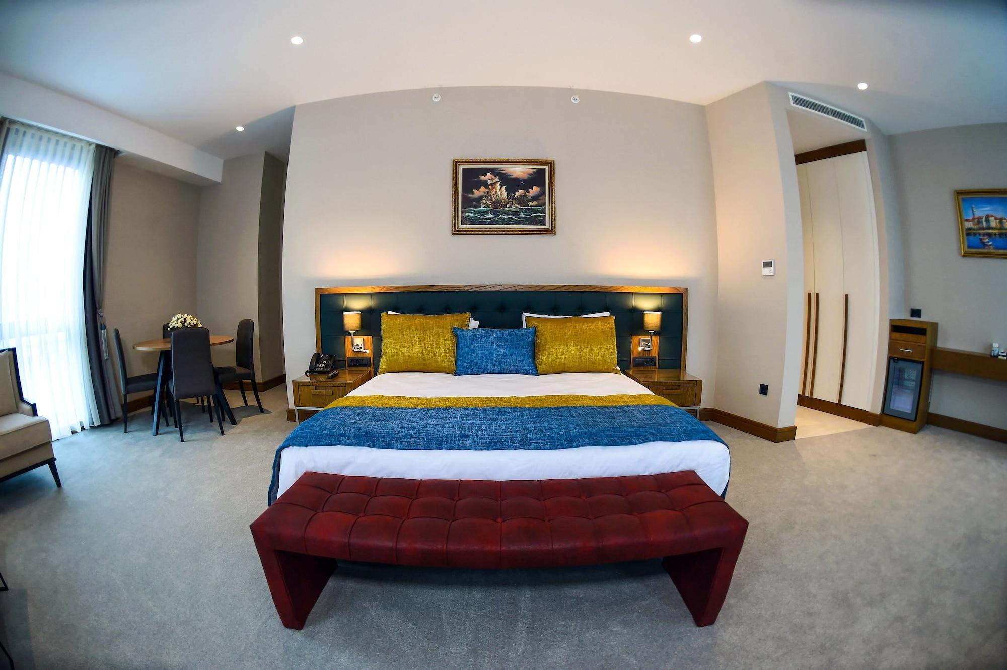 Cher Hotel & Spa Taksim 伊斯坦布尔 外观 照片 A bedroom at the hotel